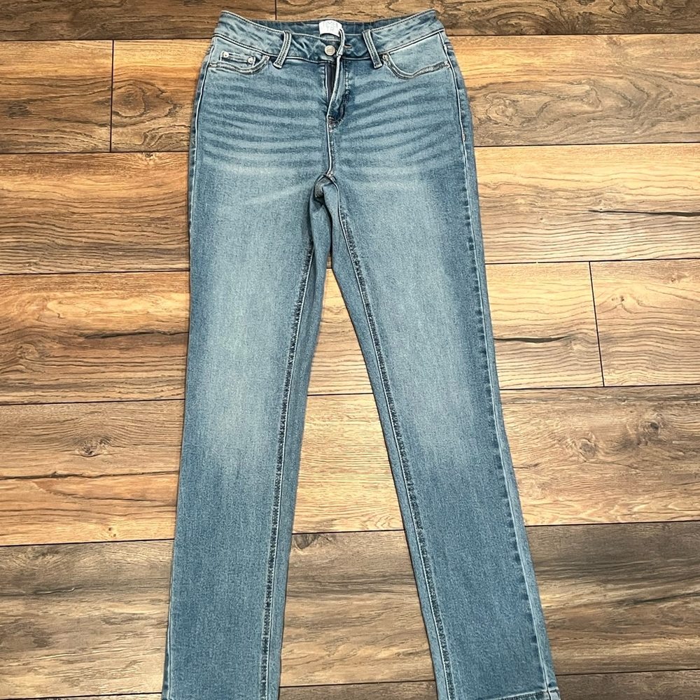 Time and Tru Light Blue Skinny Jeans